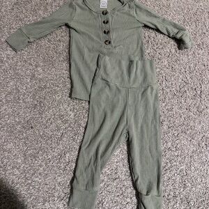 Lou Lou & Company Sage Ribbed Baby Set